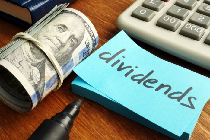 High Dividend Stocks