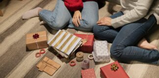 Holiday Gift Guide – Top 10 Trending Gifts of the Year Holiday Gift Guide - Top 10 Trending Gifts of the Year