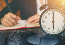 Can You Really Make a Profit Trading Part-Time? The Side Hustle Guide