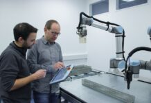 Simplifying Integration ─ Exploring Robot Command Interfaces for Cobots