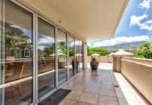 How Sprinklers Damage Lanai Glass in Oahu Condos Lanai Glass